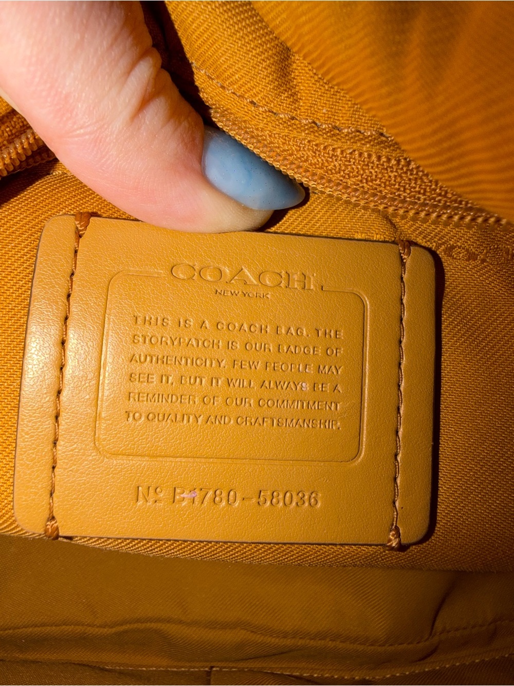NWOT Coach Chelsea 32 Pebbled Leather Shoulder Hobo in Cognac Brown - Picture 10 of 12